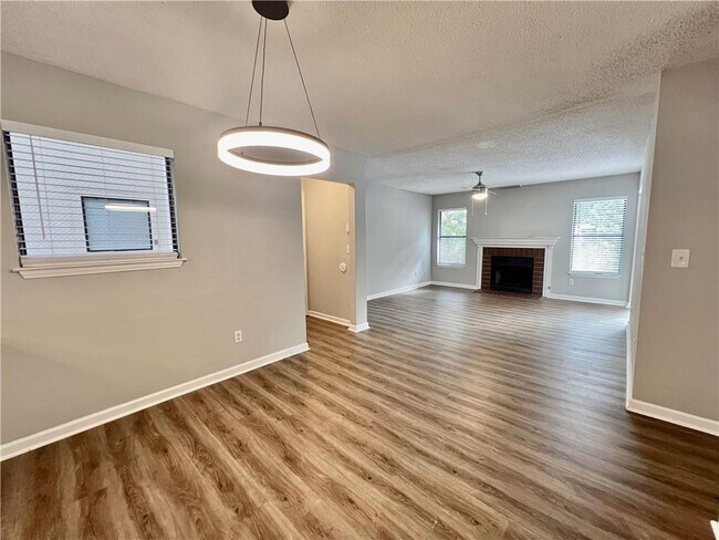 1605 Huntingdon Chase in Atlanta, GA - Building Photo - Building Photo