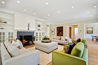 42 Camino Por Los Arboles in Atherton, CA - Building Photo - Building Photo