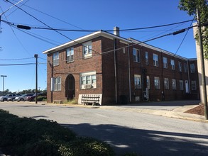 9 Hill St in Statesboro, GA - Foto de edificio - Building Photo