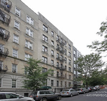 68 W 107th St in New York, NY - Building Photo
