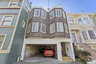 159 Carl St in San Francisco, CA - Building Photo - Building Photo