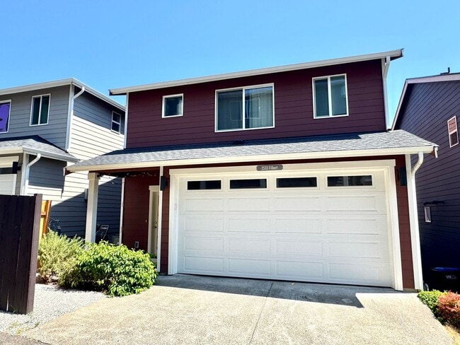 2533 Filbert Ave