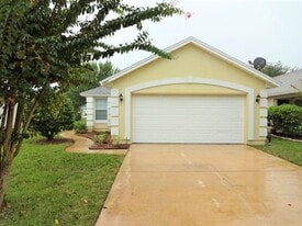 2001 E Lymington Way in St. Augustine, FL - Building Photo