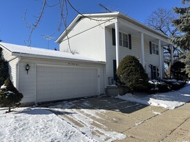 524 Ford St in Geneva, IL - Building Photo