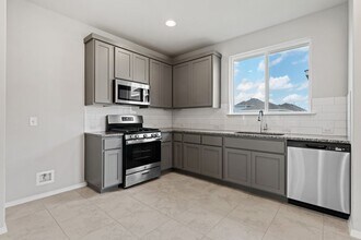 1337 Goforth Rd in Niederwald, TX - Building Photo - Building Photo