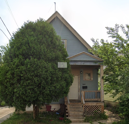 property at 2460 N 30th St