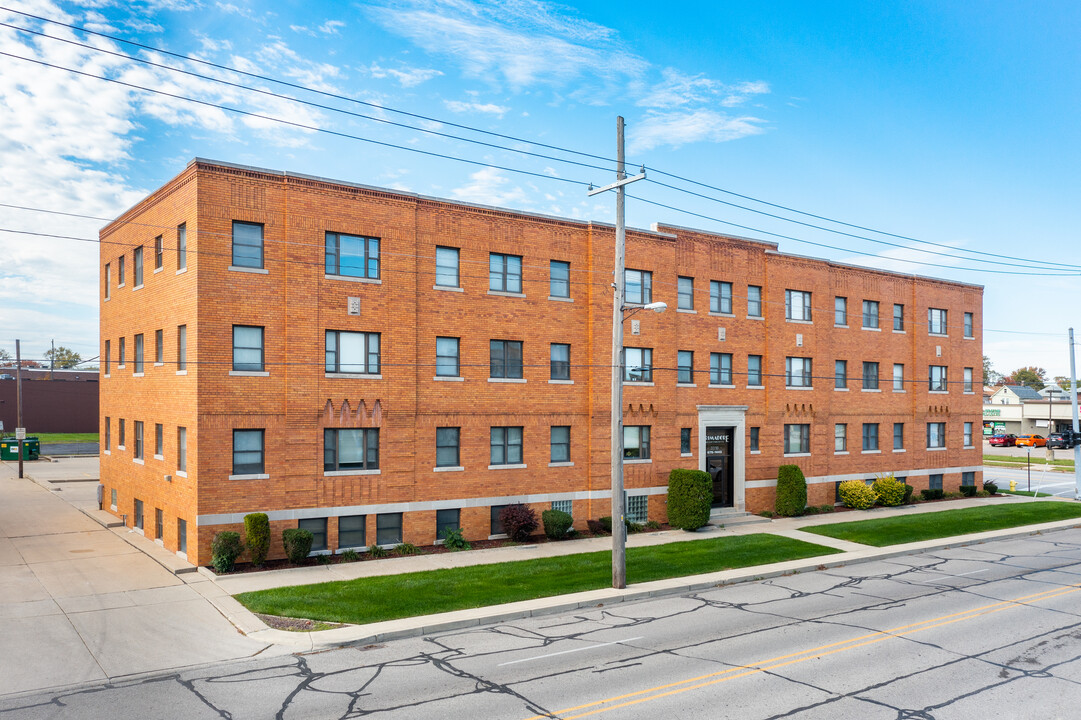 Primadore Apartments in Wyandotte, MI - Foto de edificio