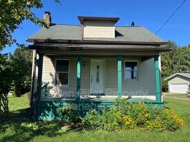 9252 Mink St SW in Pataskala, OH - Building Photo