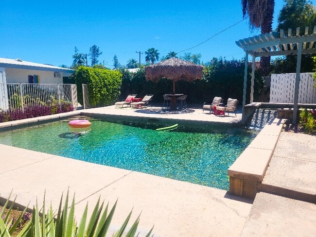 property at 72883 Sierra Vista Dr