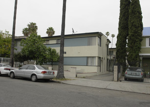 1638 N Kingsley Dr in Los Angeles, CA - Building Photo - Building Photo