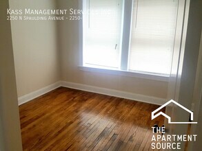 3301 W Belden Ave in Chicago, IL - Building Photo - Building Photo