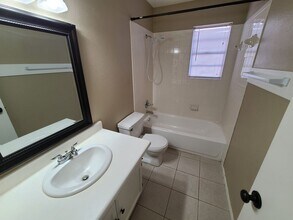 1237 Tres Rios Dr in San Angelo, TX - Building Photo - Building Photo