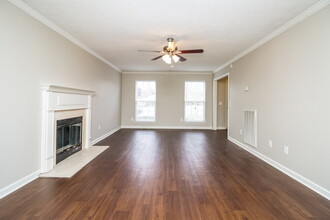 1002 Don Blair Dr in Smyrna, TN - Building Photo - Building Photo