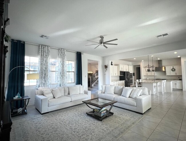 3649 E Pinto Dr in Gilbert, AZ - Foto de edificio - Building Photo