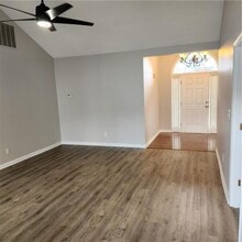 222 Summer Hill Cir in Stockbridge, GA - Foto de edificio - Building Photo