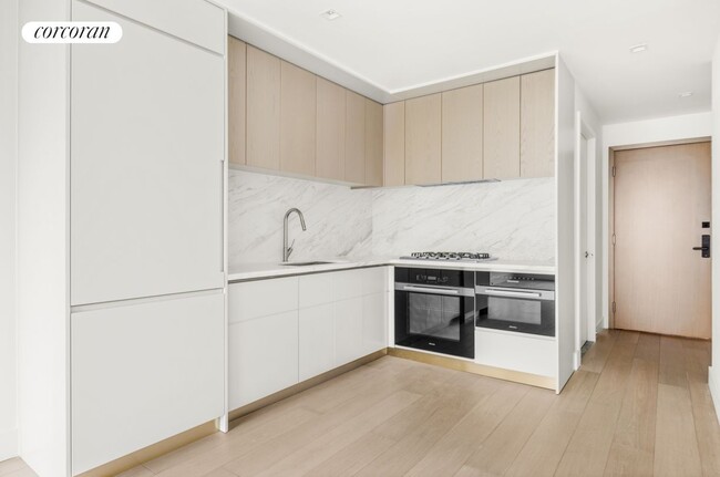 property at 208 Delancey St
