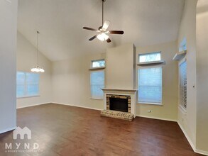 6428 Fern Meadow Dr in Fort Worth, TX - Foto de edificio - Building Photo