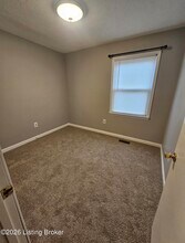 1110 Keane Ave in La Grange, KY - Building Photo - Building Photo