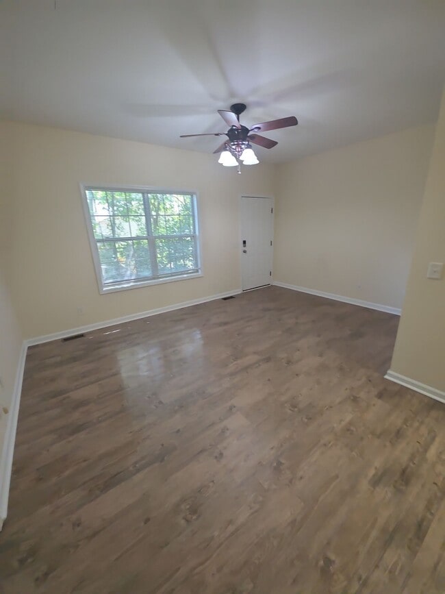 1780 N Dixie Ave, Unit D2 in Cookeville, TN - Building Photo - Building Photo
