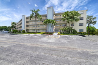 4068 Ainslie Dr in Boca Raton, FL - Building Photo - Building Photo