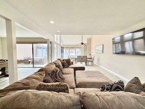 2551 Greencastle Ct in Oxnard, CA - Building Photo - Building Photo