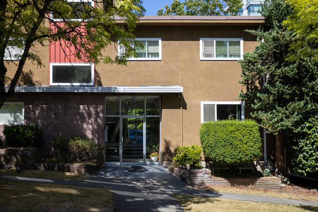 Kinnon in Vancouver, BC - Building Photo - Building Photo