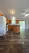 250 W Irving St in Lincoln, NE - Building Photo - Building Photo