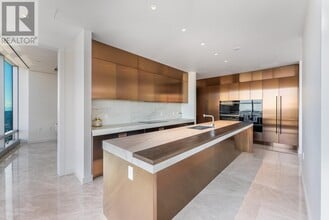 1151-1151 W Georgia St in Vancouver, BC - Building Photo - Building Photo