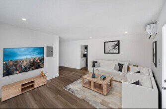 399 Erbes Rd. in Thousand Oaks, CA - Foto de edificio - Interior Photo