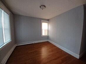 43 Virginia Ave in Atlantic City, NJ - Building Photo - Building Photo