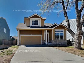 9678 Lansing Cir in Commerce City, CO - Building Photo
