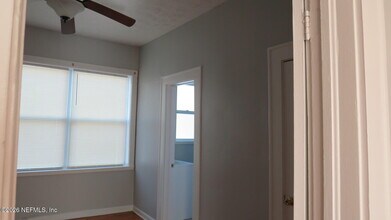 1935 San Marco Blvd in Jacksonville, FL - Foto de edificio - Building Photo