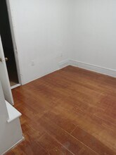11710 Atlantic Ave in South Richmond Hill, NY - Building Photo - Building Photo