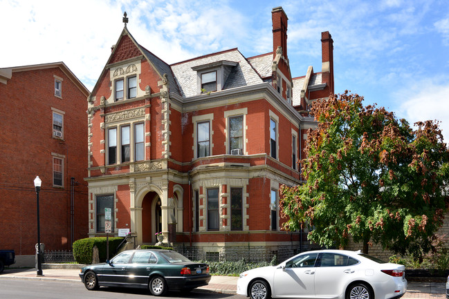 311 Garrard St in Covington, KY - Foto de edificio - Building Photo