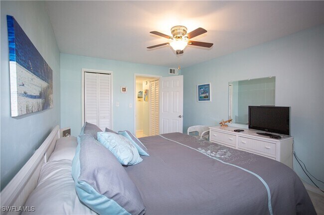 property at 225 Turtle Lake Ct