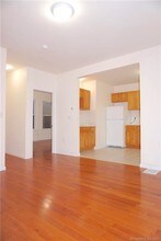582 East St-Unit -2 in New Haven, CT - Building Photo - Building Photo