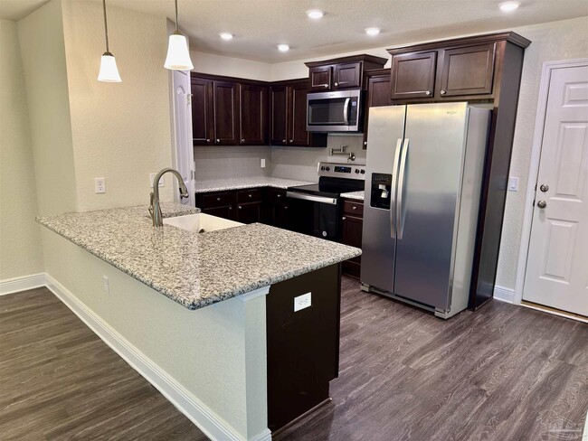 5065 Peach Dr in Pace, FL - Building Photo - Building Photo