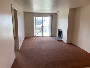 5660 Meadow Ln in South Ogden, UT - Foto de edificio - Building Photo