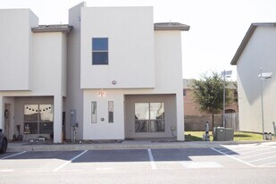 4101 Blue Quail Rd in Laredo, TX - Building Photo