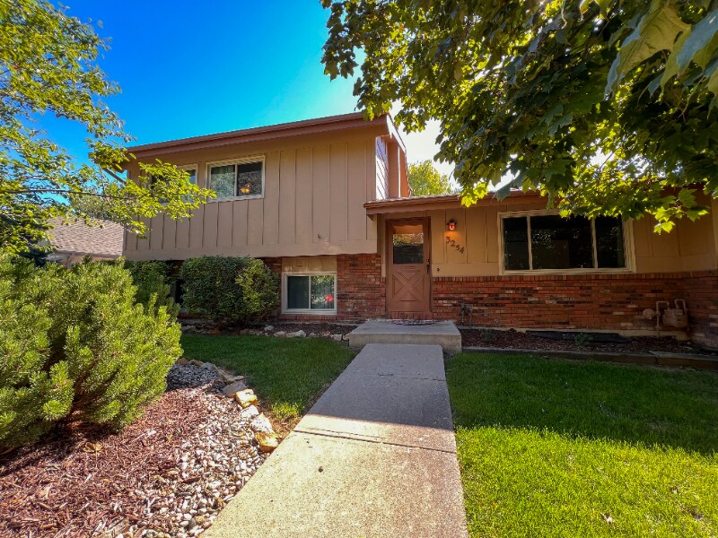 3254 Fernwood Ln in Fort Collins, CO - Building Photo