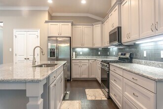 2533 Capstone Dr in Tallahassee, FL - Building Photo - Building Photo