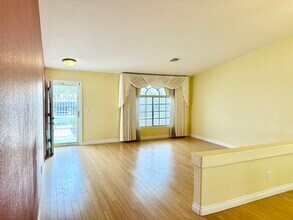 2721 Renwick Cir in Las Vegas, NV - Building Photo - Building Photo