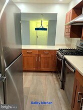 5815 Cove Landing Rd in Burke, VA - Building Photo - Building Photo