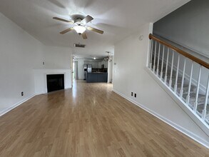 122 Alexander Blvd in Clarksville, TN - Building Photo - Building Photo