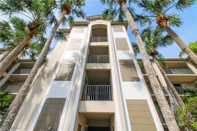 property at 10313 Heritage Bay Blvd