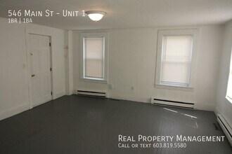 546 Main St in Farmington, NH - Building Photo - Building Photo