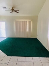 704 Elizabeth Ave in Douglas, AZ - Building Photo - Building Photo