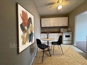 50 Mohawk Rd W in Hamilton, ON - Building Photo - Building Photo