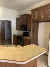 617 Allison Ln in Moore, OK - Building Photo - Building Photo