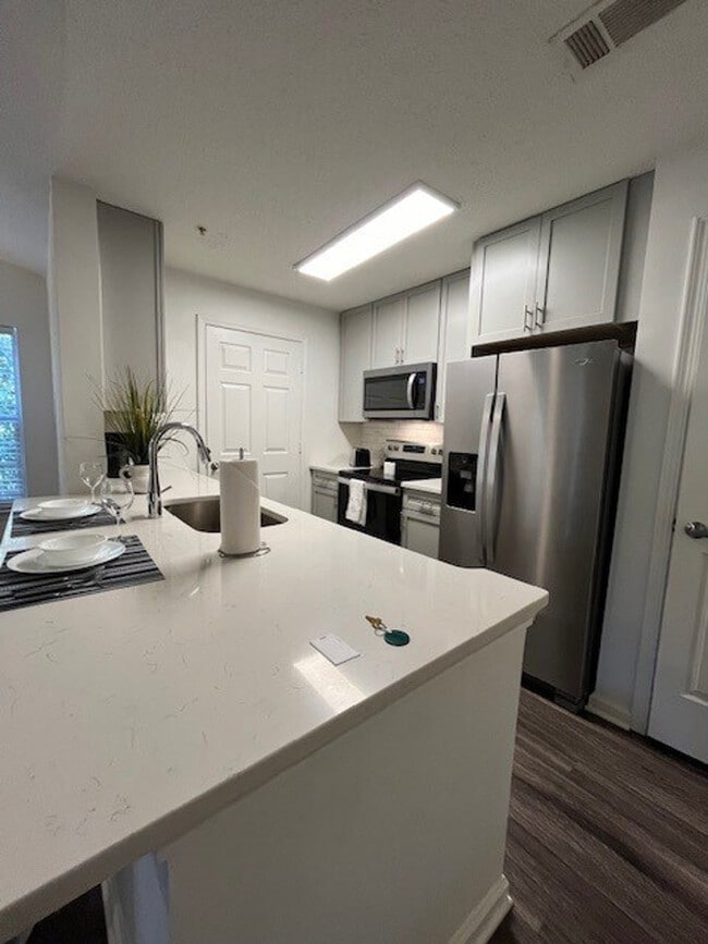 2555 Old Milton Pkwy in Alpharetta, GA - Building Photo - Building Photo